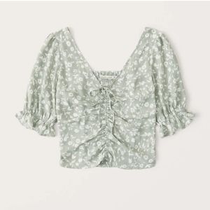 Abercrombie and Fitch cinched puff sleeve top